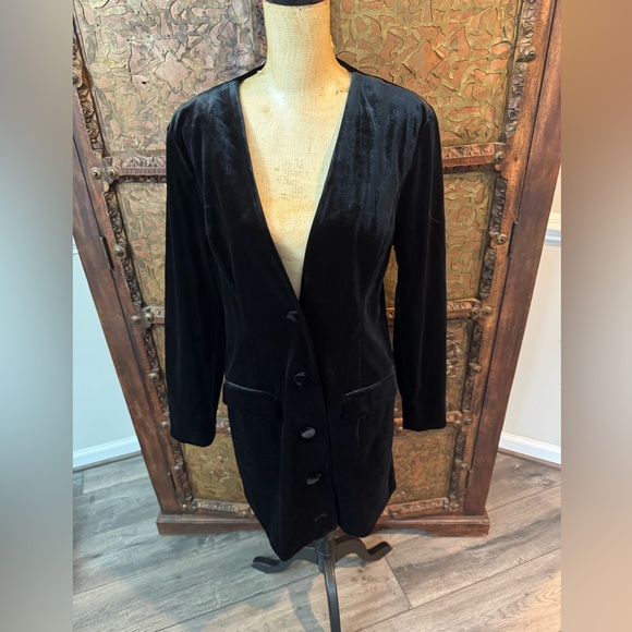 Miss Selfridge Jackets & Blazers - Miss‎ Selfridge Black Velvet Blazer 12